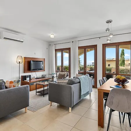 Ground Floor Anthos With Beautiful Sea Views On Aphrodite Hills Kouklia