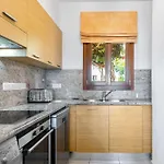 아파트 Ground Floor Anthos With Beautiful Sea Views On Aphrodite Hills 코우클리아
