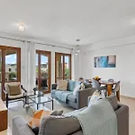 아파트 Ground Floor Anthos With Beautiful Sea Views On Aphrodite Hills 코우클리아