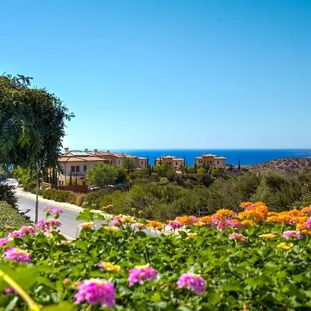 Ground Floor Anthos With Beautiful Sea Views On Aphrodite Hills * קוקליה