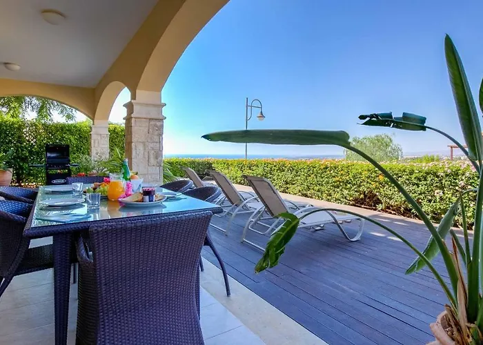 Ground Floor Anthos With Beautiful Sea Views On Aphrodite Hills Lägenhet Kouklia