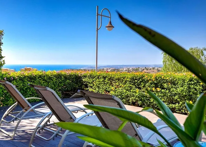 Ground Floor Anthos With Beautiful Sea Views On Aphrodite Hills *