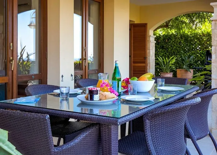 Ground Floor Anthos With Beautiful Sea Views On Aphrodite Hills *