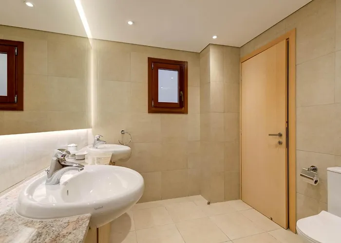 Ground Floor Anthos With Beautiful Sea Views On Aphrodite Hills *